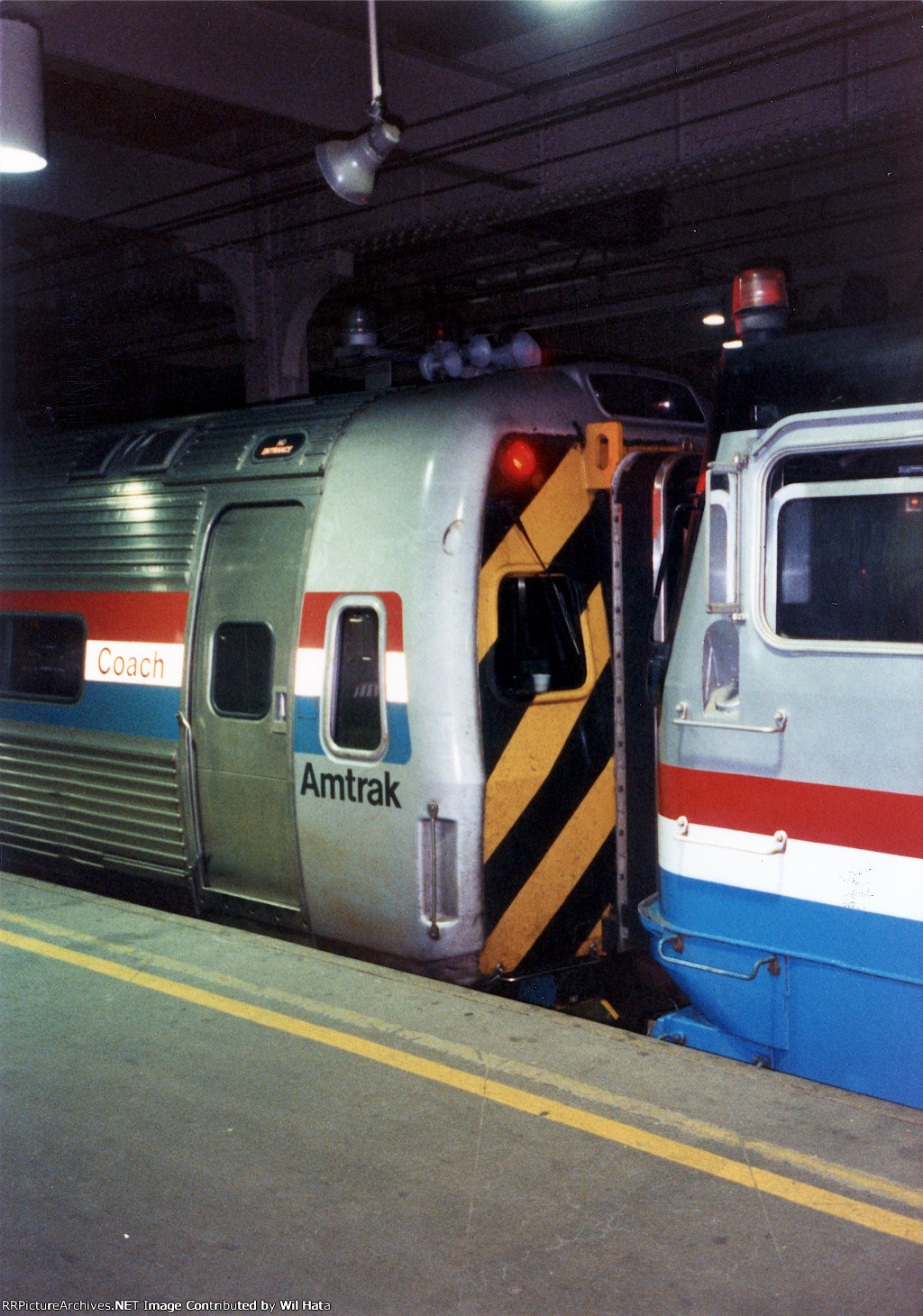 Amtrak Cab Coach 964x